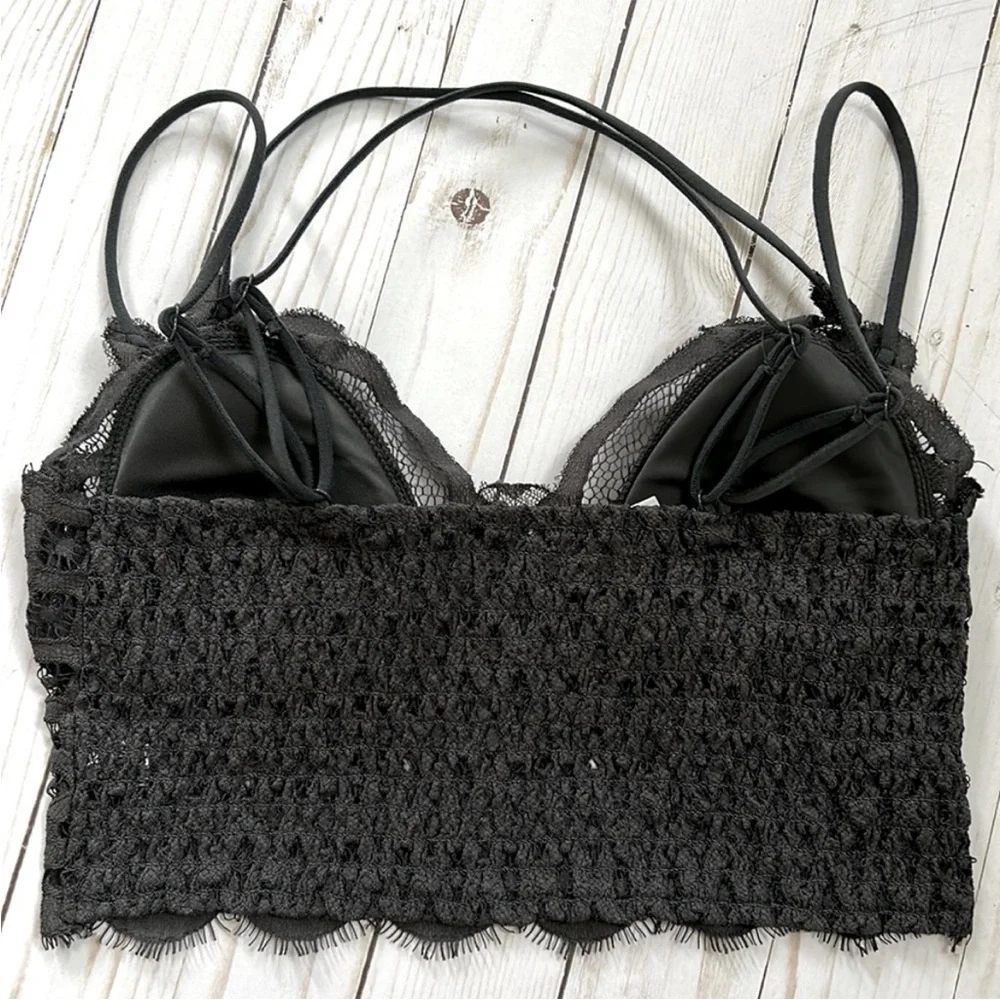 Floral Padded Lace Brawlette in Dark Charcoal Grey Color (almost black) - Picture 4 of 8